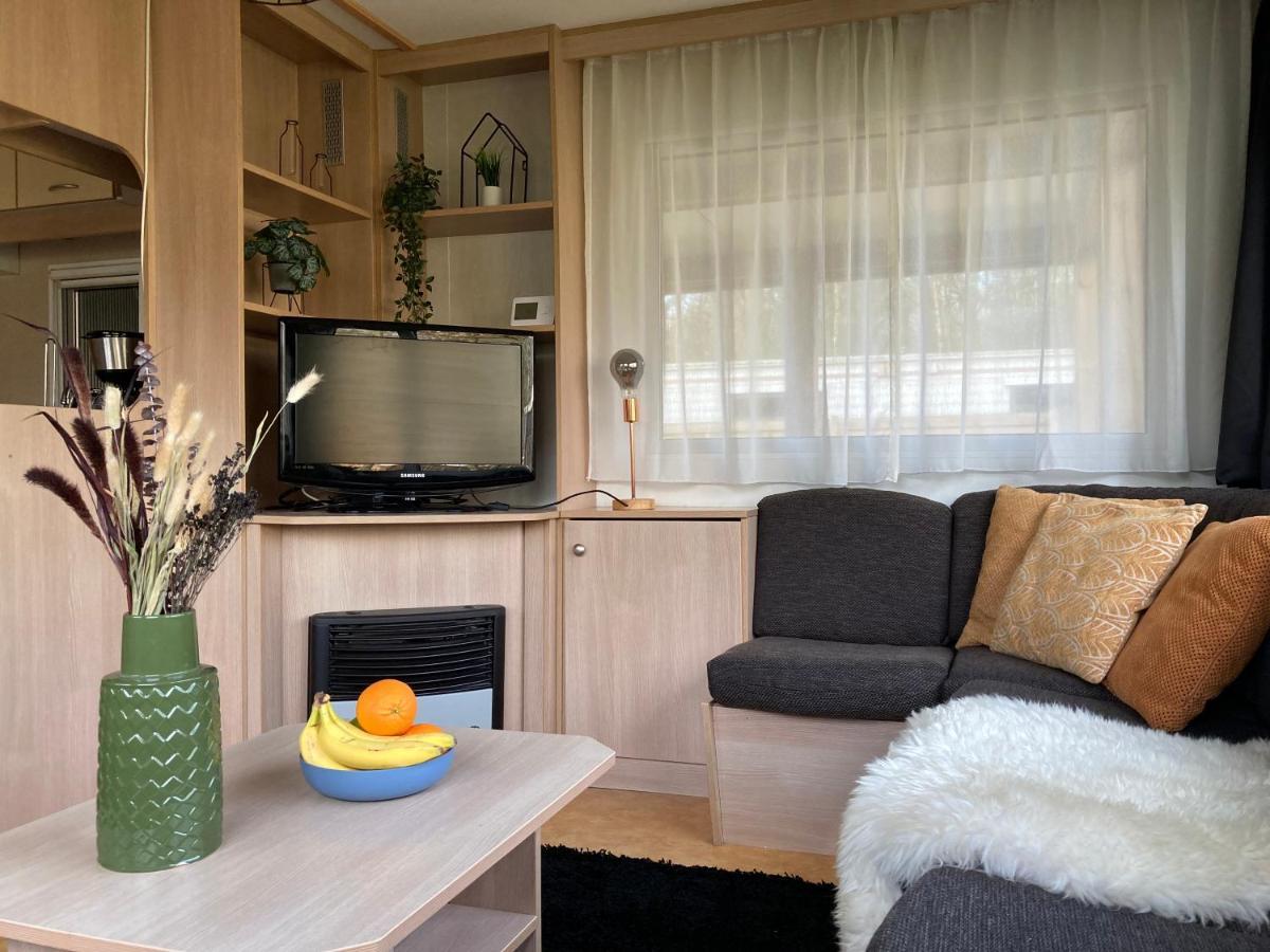 Вилла Chalet 'T Rijsterbos Op Camping Met Zwembad! Экстерьер фото